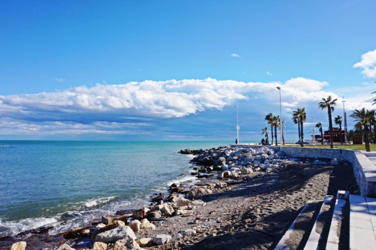 Modern & Stylish Loft With Breathtaking Views Free Wifi - Close To The Sea Málaga Eksteriør bilde